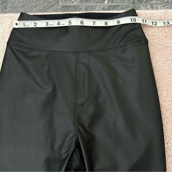 NWT Offline Aerie Faux Leather Look Leggings Black Size Small Short High Rise - Picture 6 of 12
